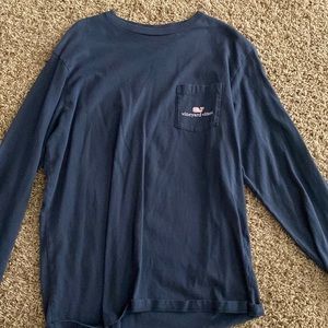 Vineyard vines long sleeve classic tee, in great condition
